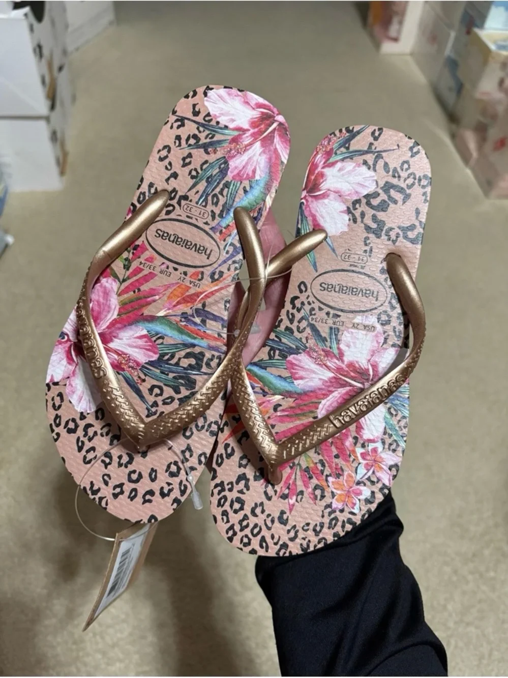 Size 2Y - Havaianas Pink Floral Leopard Crocus Rose Flip Flops with Gold Straps